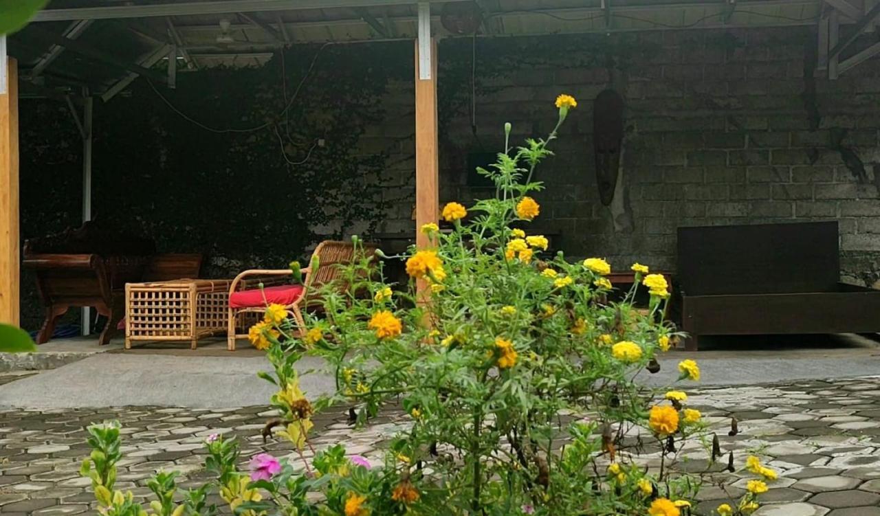 Oyo 2864 Mangsit Garden Homestay Bagian luar foto