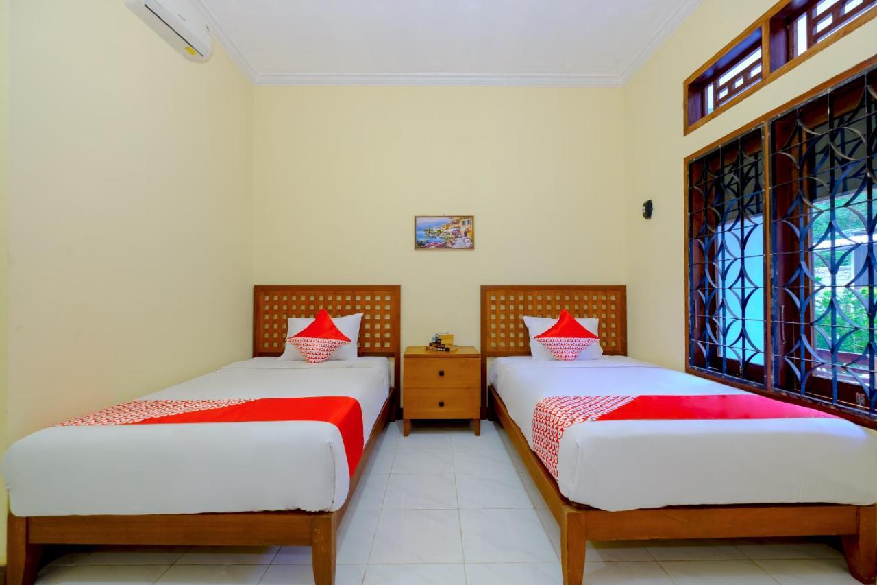 Oyo 2864 Mangsit Garden Homestay Bagian luar foto