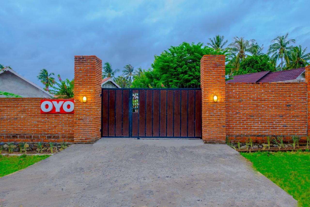 Oyo 2864 Mangsit Garden Homestay Bagian luar foto