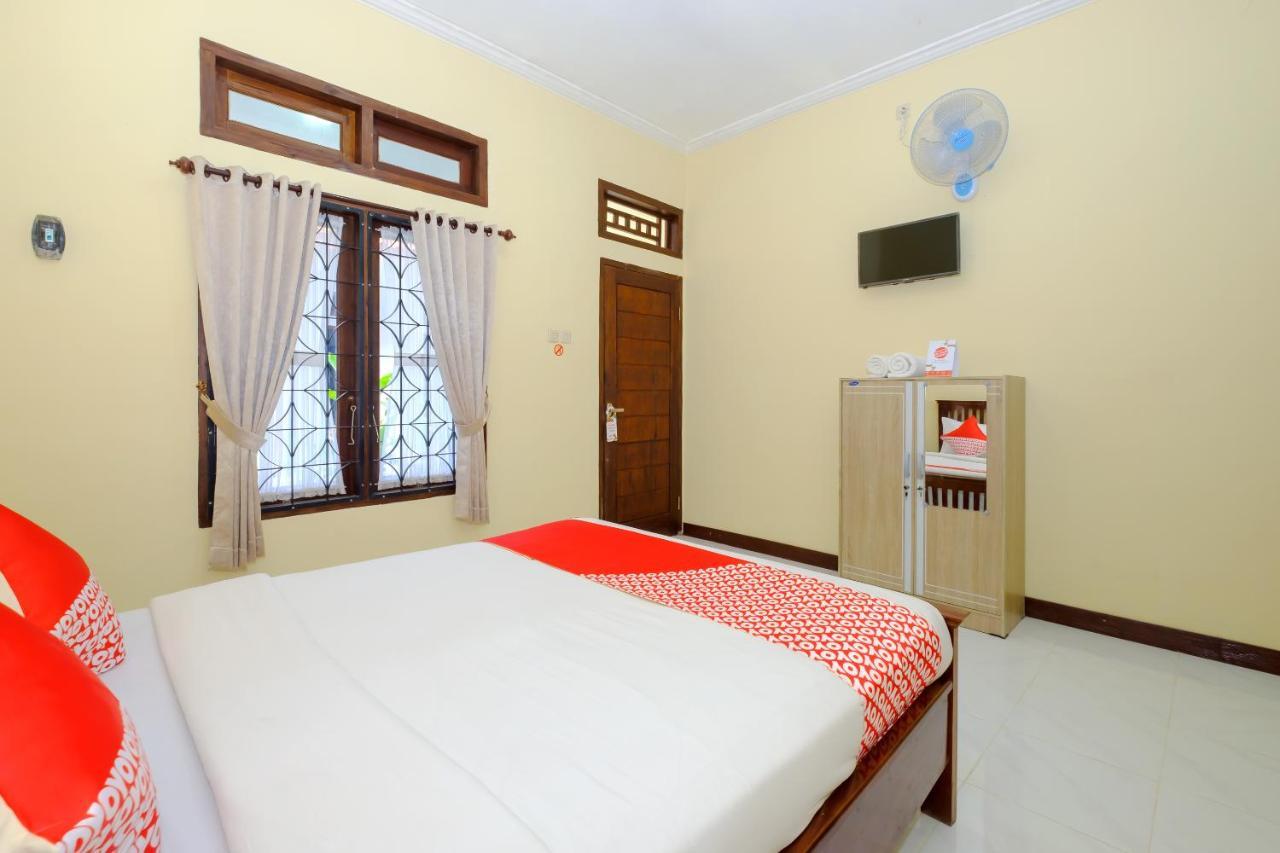 Oyo 2864 Mangsit Garden Homestay Bagian luar foto