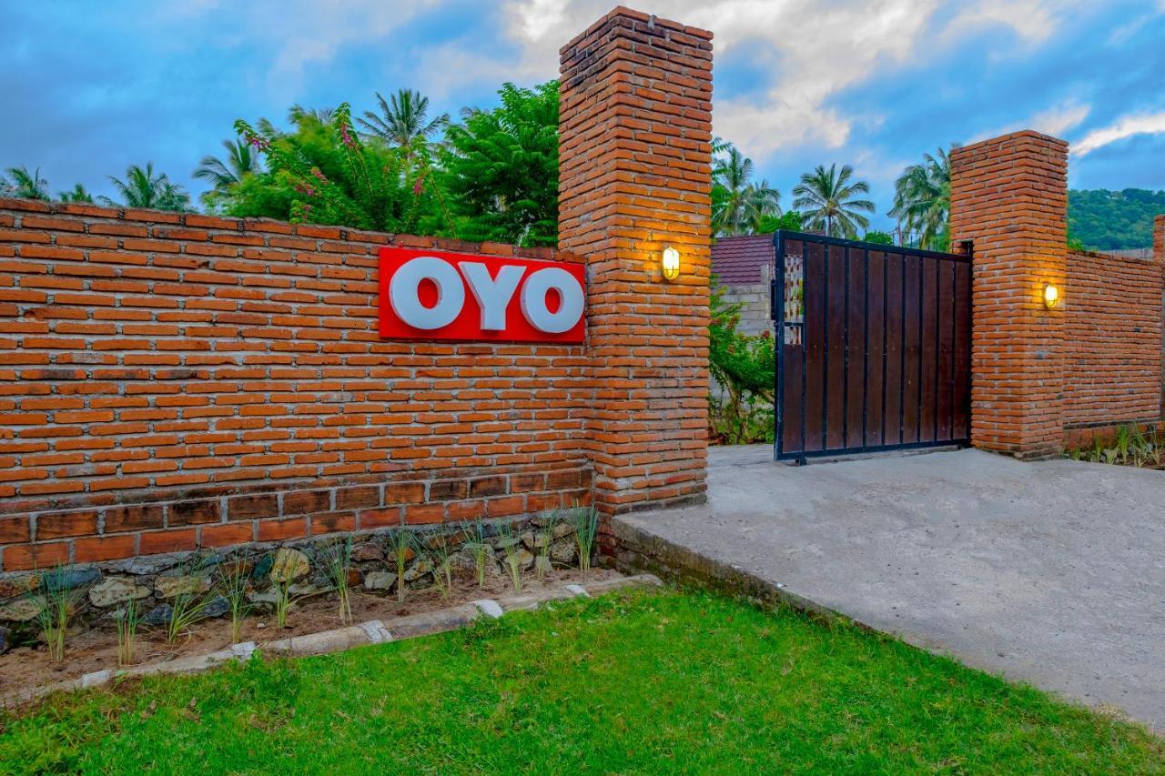 Oyo 2864 Mangsit Garden Homestay Bagian luar foto